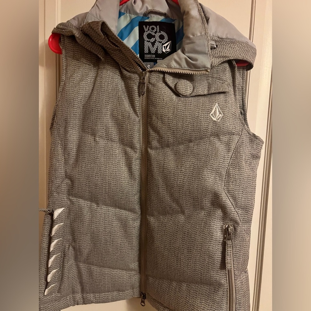 Volcom Grey & white down feather vest w water resistant polyester fabric.
